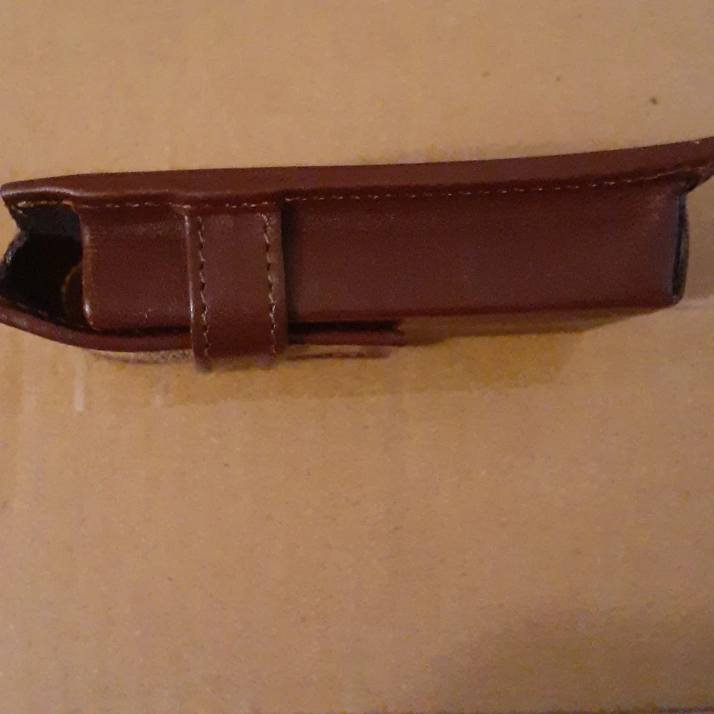 BURBERRY LIPSTICK /CIGARETTE HOLDER CASE
